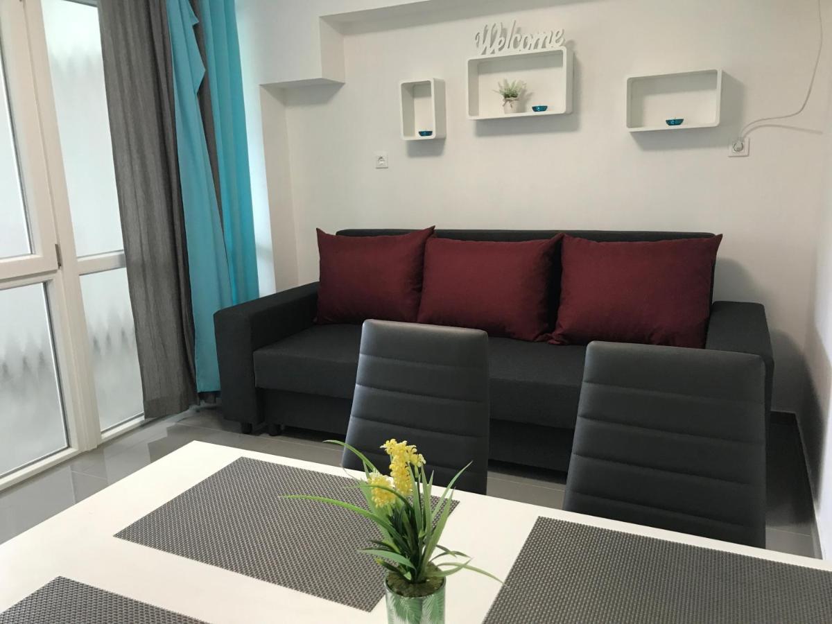 セゲドTisza Gyongye Apartmanhazアパートメント エクステリア 写真